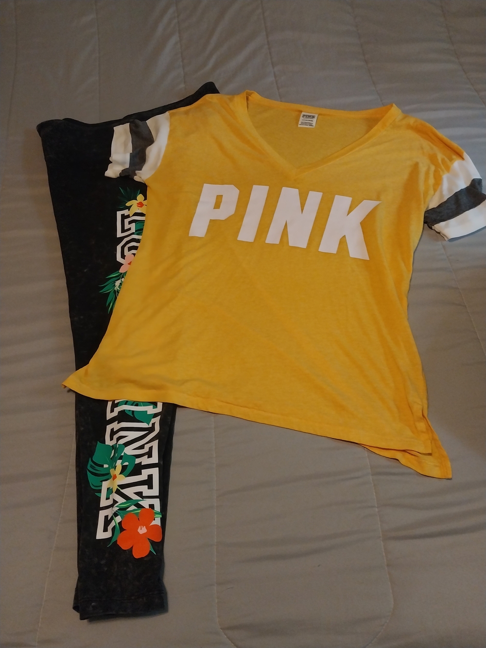 PINK Victoria's Secret Girls' Yellow V-Neck Logo Tee